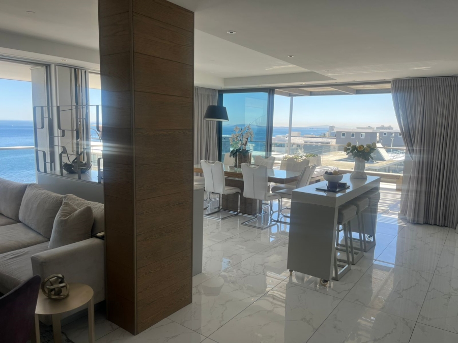 2 Bedroom Property for Sale in Sea Point Western Cape